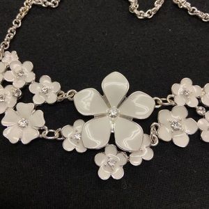 BOGO FREE; White and silver flower necklace